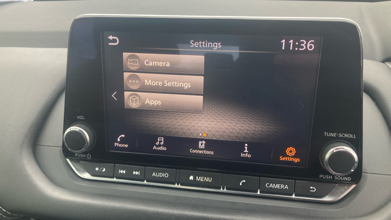 Nissan Qashqai 1.3 DiG-T MH Acenta Premium 5dr Petrol Hatchback